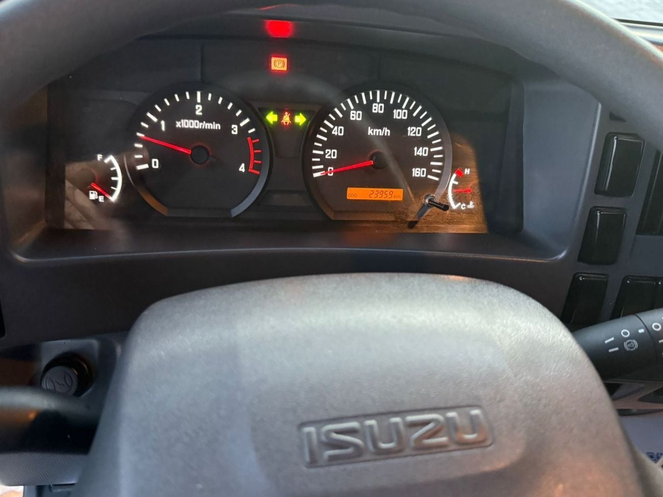 Isuzu NPR 85