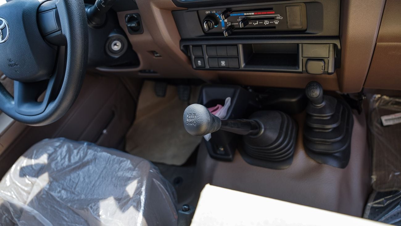 Toyota Land Cruiser 70