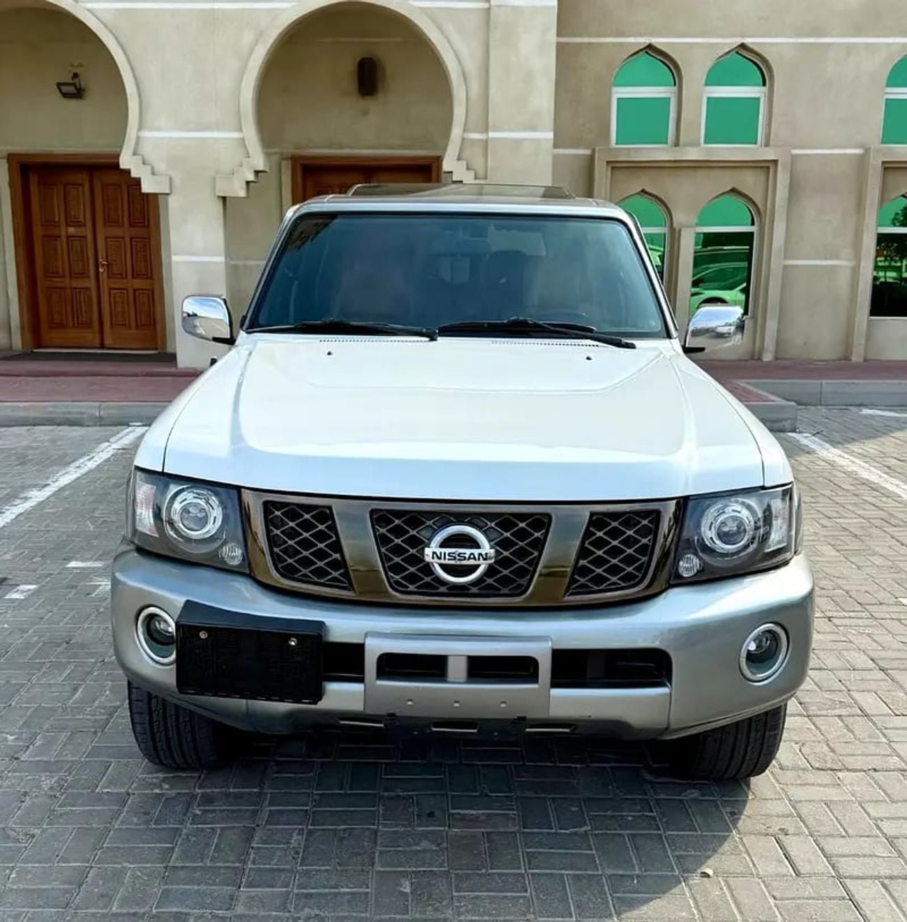 Nissan Patrol SUPER SAFARI - GCC Specs - Perfect Condition