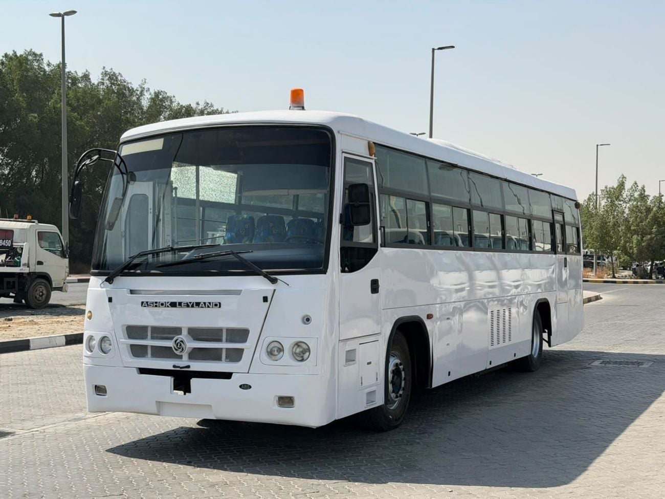اشوك ليلاند فالكون 5.7L