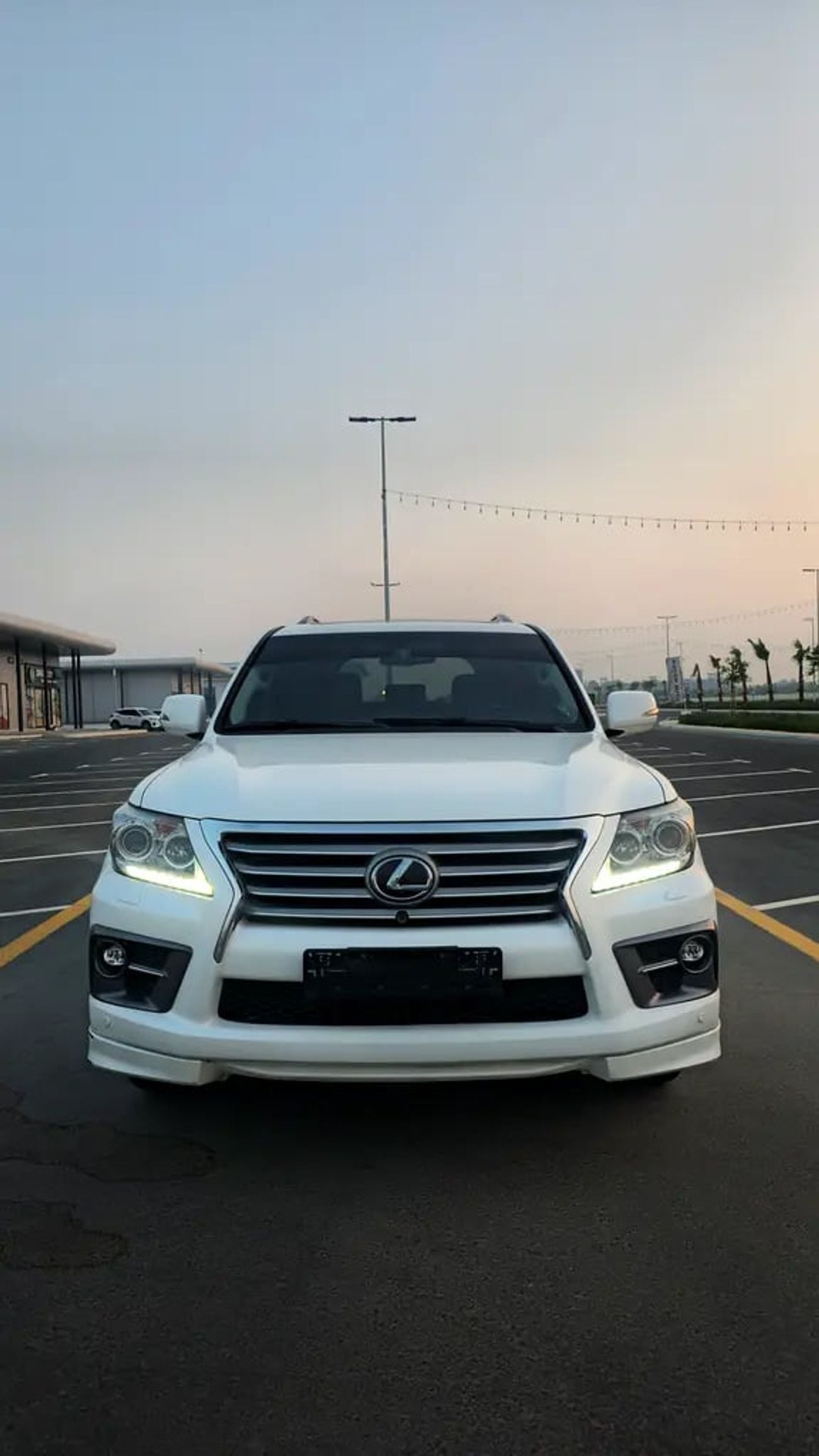 Lexus LX570 TITANIUM PLUS LX 570 Sport GCC Specs
