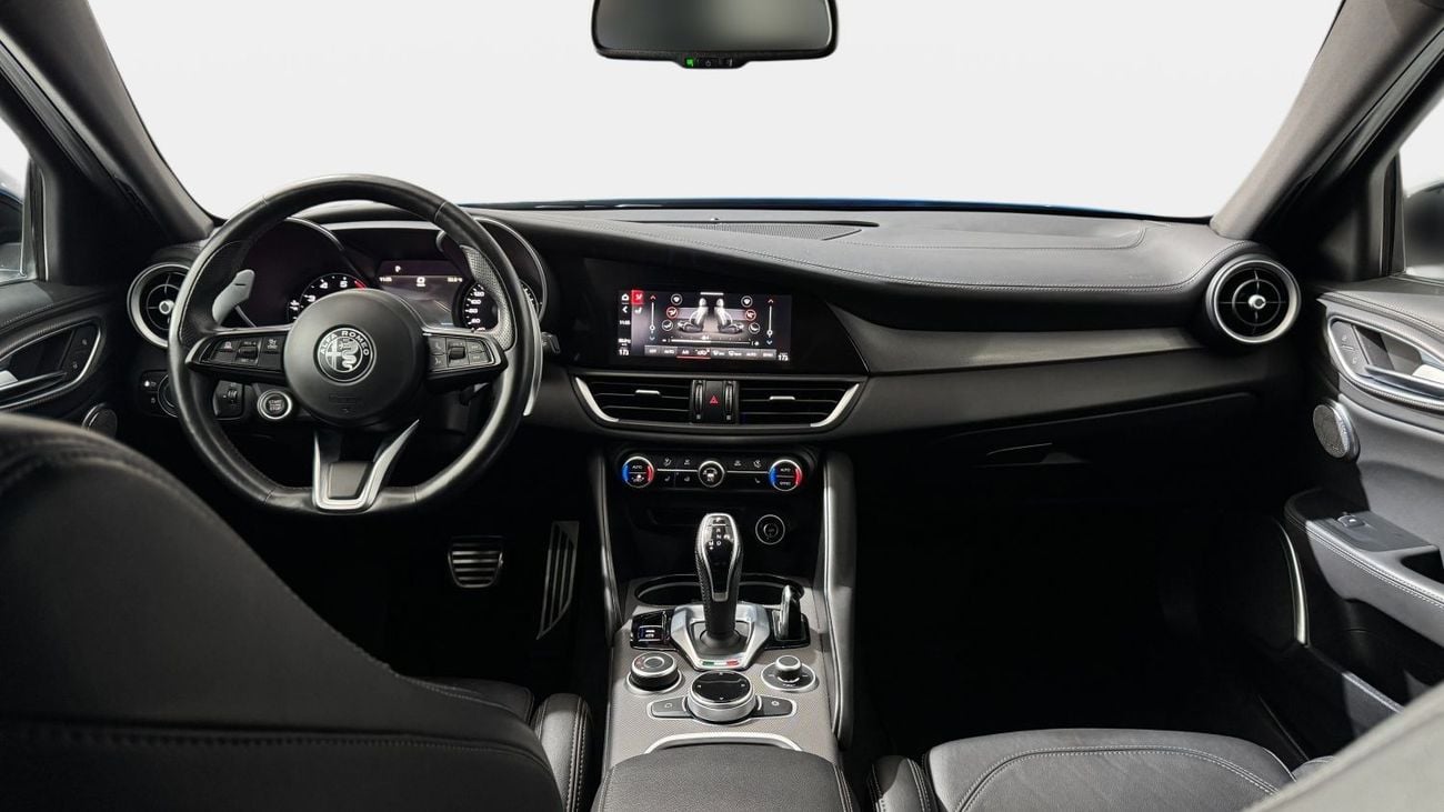 Alfa Romeo Giulia VELOCE | 2022 | 0% DP | AED 1,978 /Month | Gargash Warranty and Service