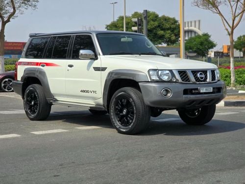 Nissan Patrol SUPER SAFARI 2019 GCC SINGLE OWNER IN MINT CONDITION