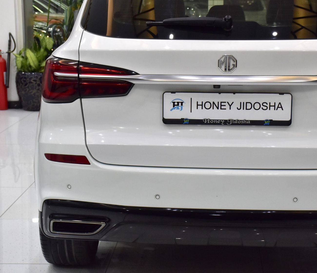 أم جي RX5 LUXURY EXCELLENT DEAL for our MG RX5 1.5L ( 2023 Model ) in White Color GCC Specs