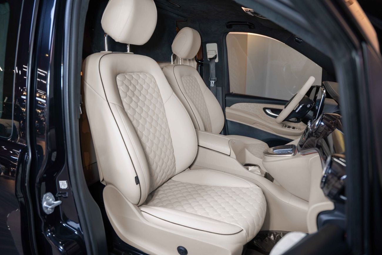 Mercedes Benz V 250 Barugzai VIP Free Maybach Bodykit | Original Mercedes-Benz VIP seats | Brand New Interior