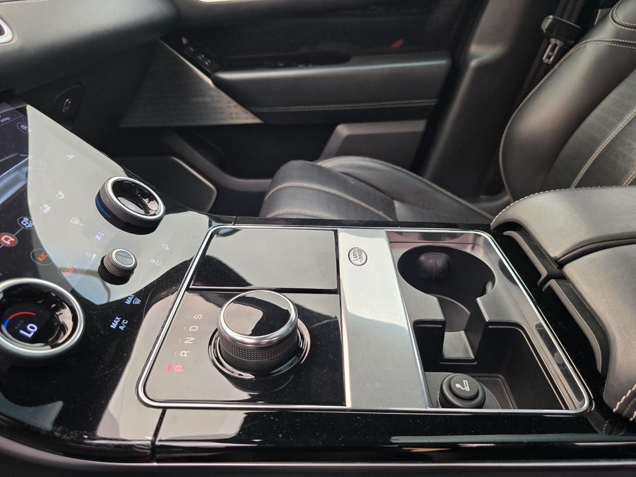 Land Rover Range Rover Velar R-DYNAMIC HSE