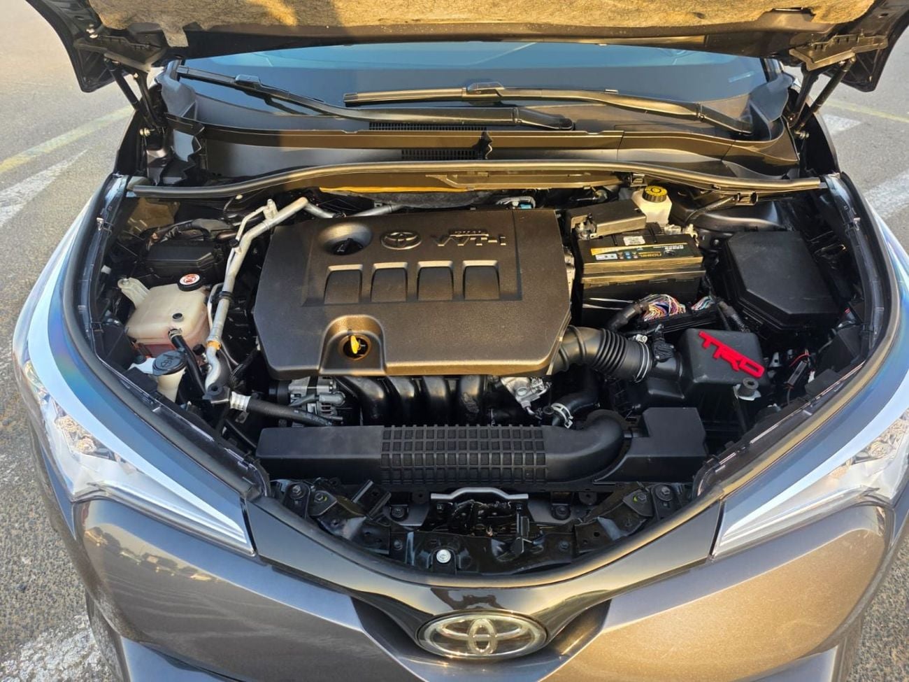 Toyota C-HR STANDARD Toyota C-HR TRD Edition Push button and leather seats