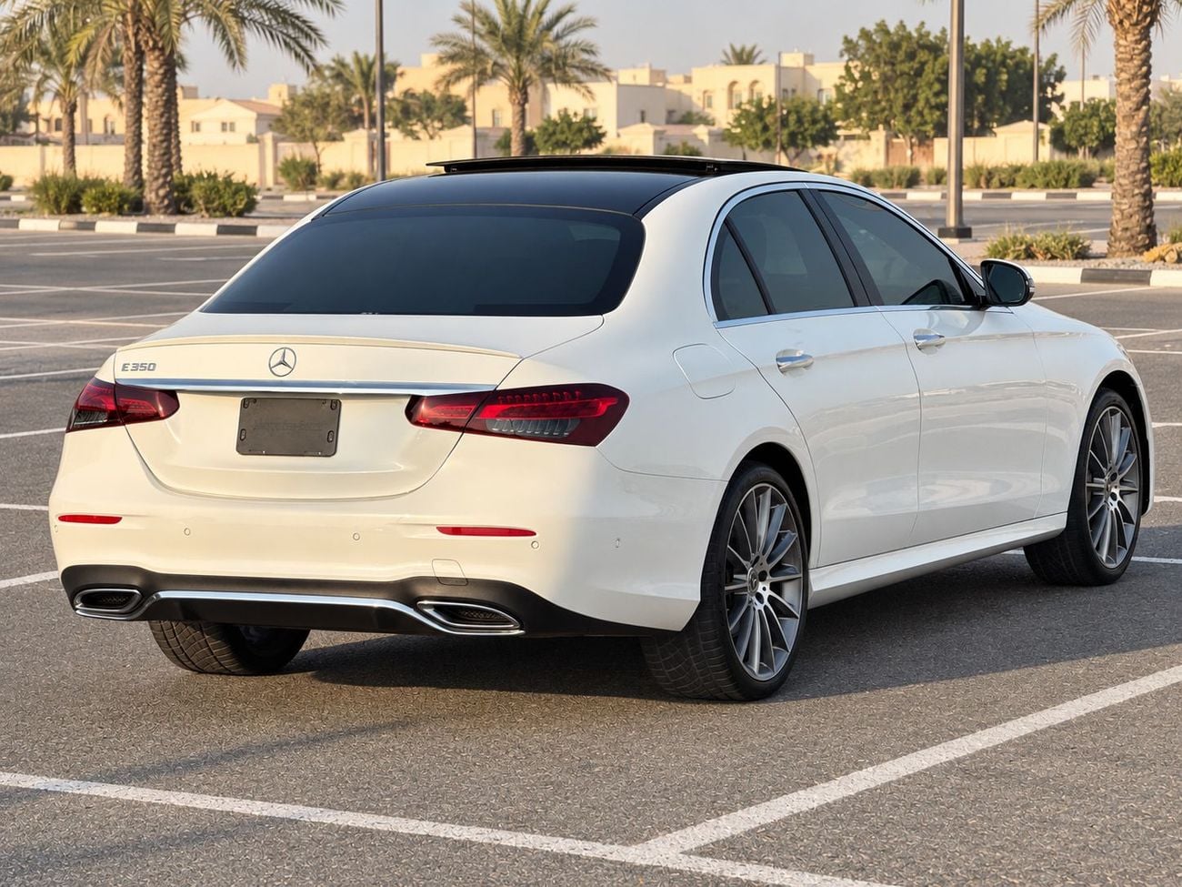 Mercedes Benz E350 AMG LINE