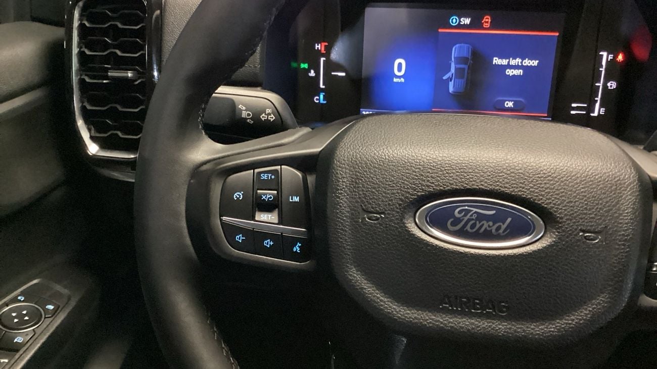 Ford Everest XLT | Guaranteed Warranty | 0 Down Payment