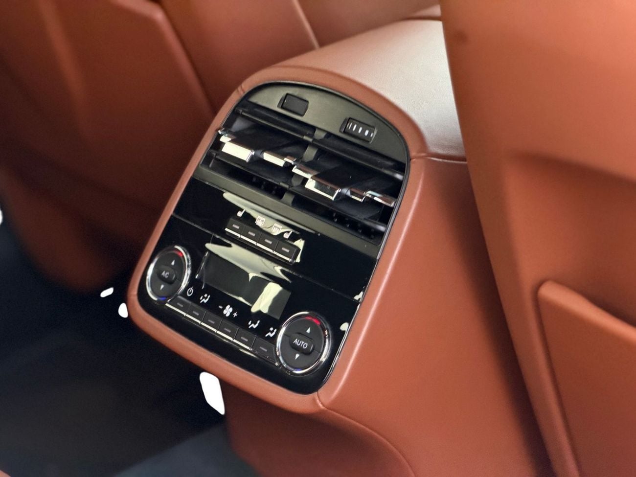 Maserati Quattroporte S AED 2,798 P.M | 0% DOWN | MASERATI QUATTROPORTE S | 430 HP | 2020 GCC