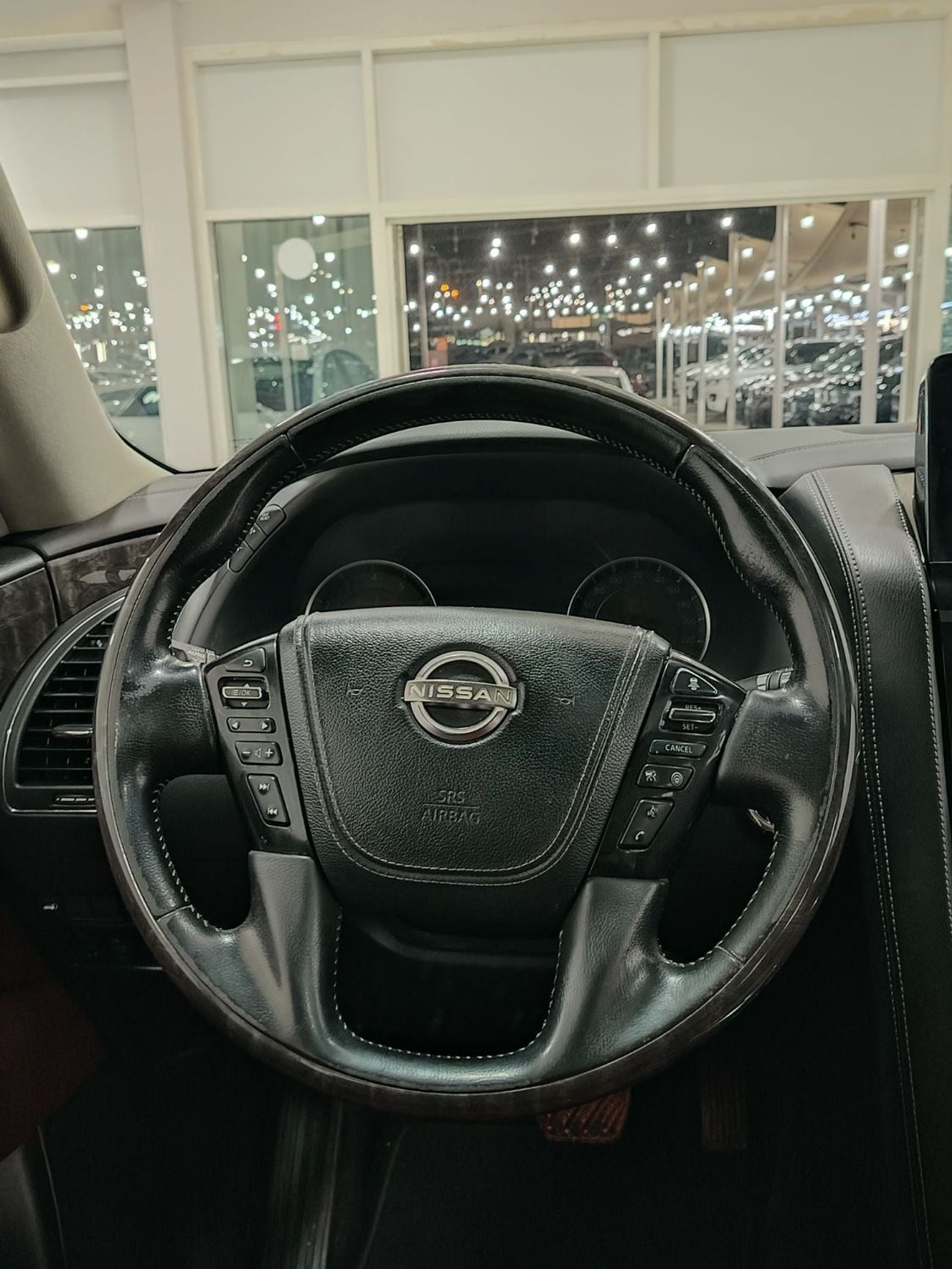 Nissan Patrol SE PLATINUM CITY