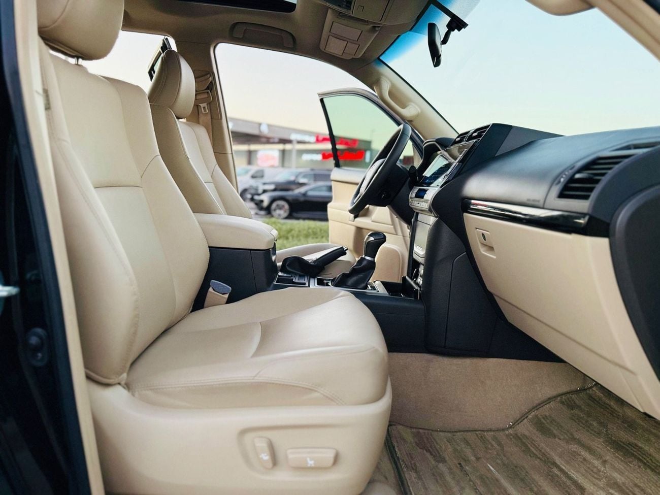 Toyota Prado TX-L Toyota Prado 2022 V6 full option 4.0L petrol black color