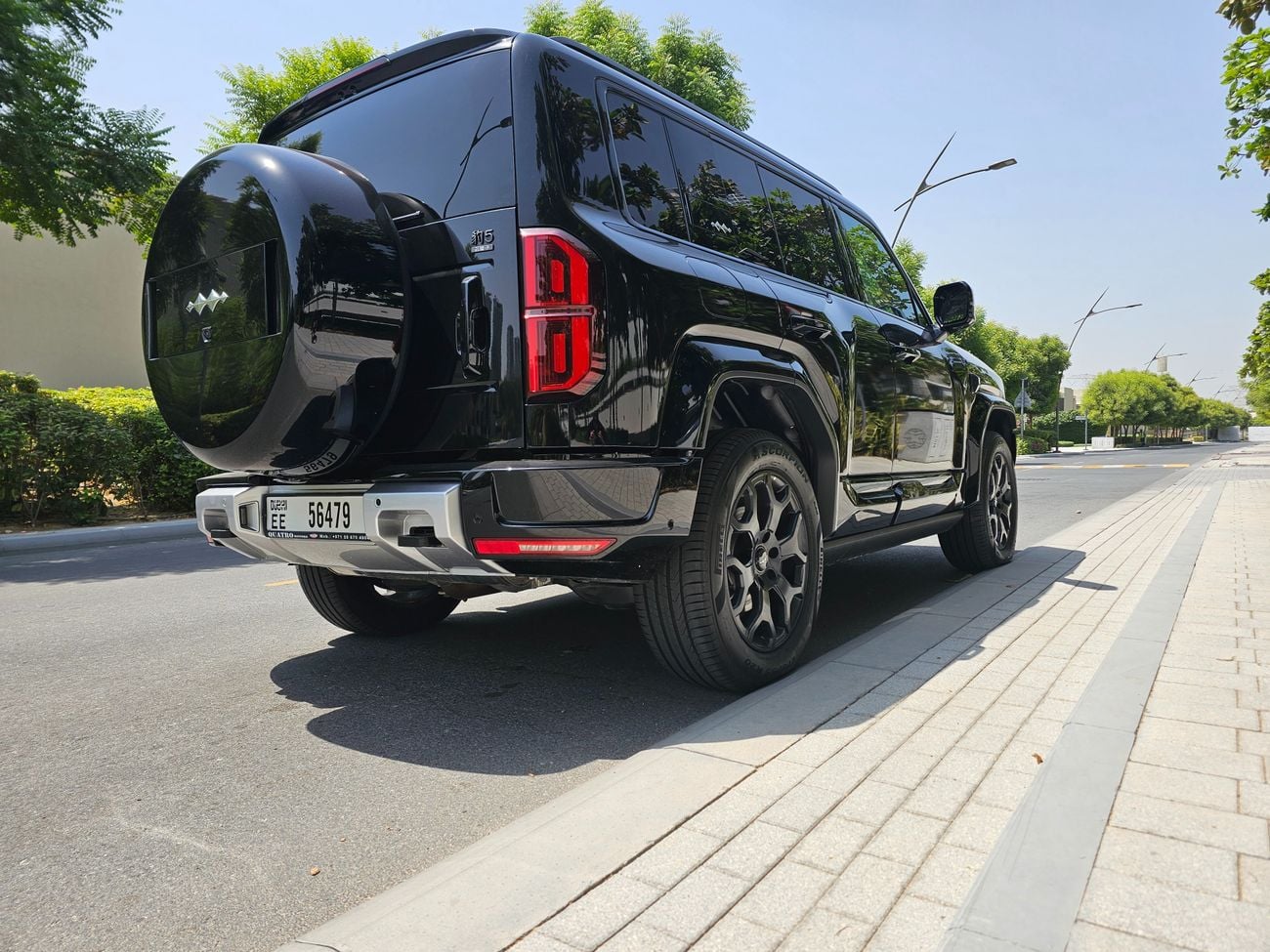 BYD Leopard 5 Highest Trim - LIDAR, Hydraulic Suspension, 20inch wheels - Yunnian Laser Qiankun Intelligent Drivin