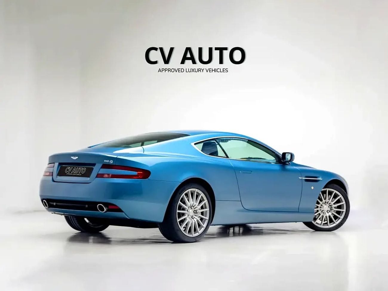 Aston Martin DB9 STANDARD GCC Spec | Pristine Condition