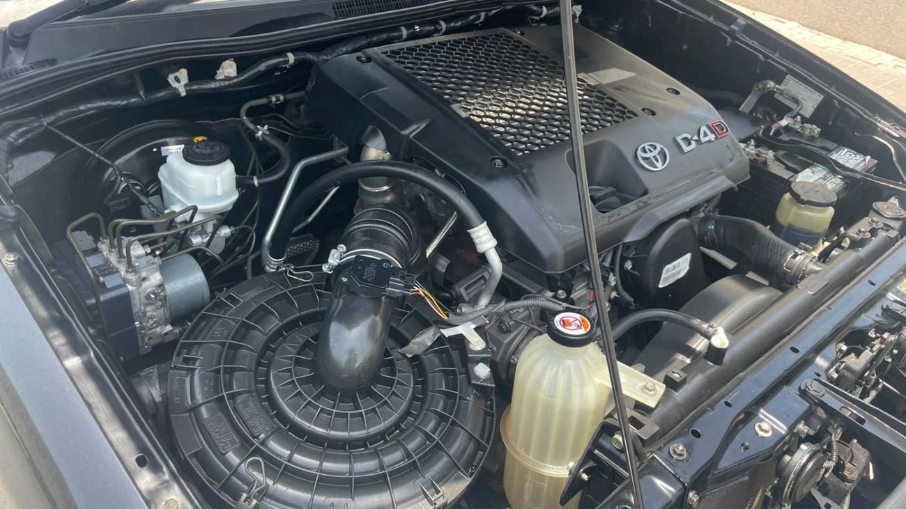 Toyota Hilux SR5