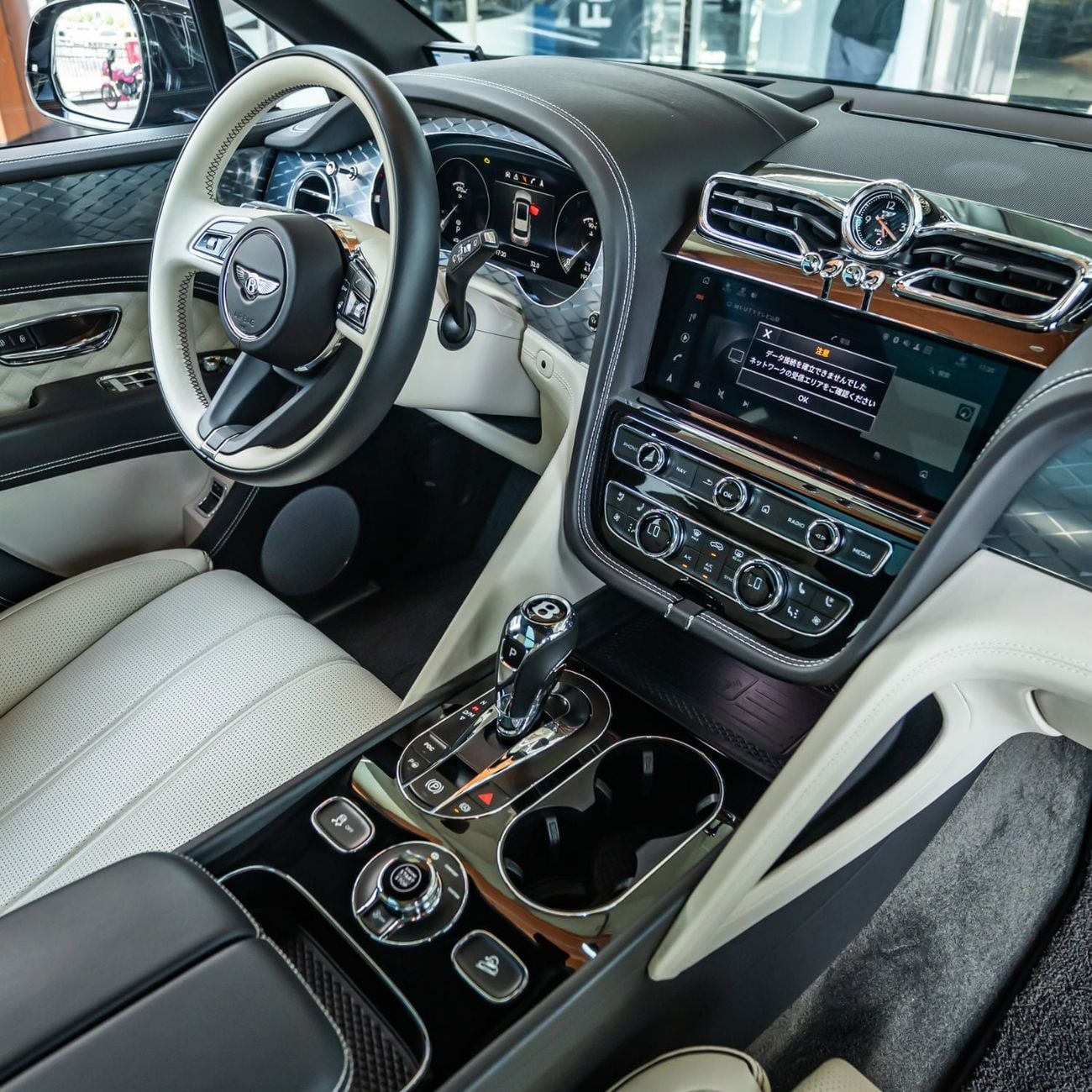 Bentley Bentayga FIRST EDITION 2021 BENTLEY BENTAYGA V8 DONE 19,000KM