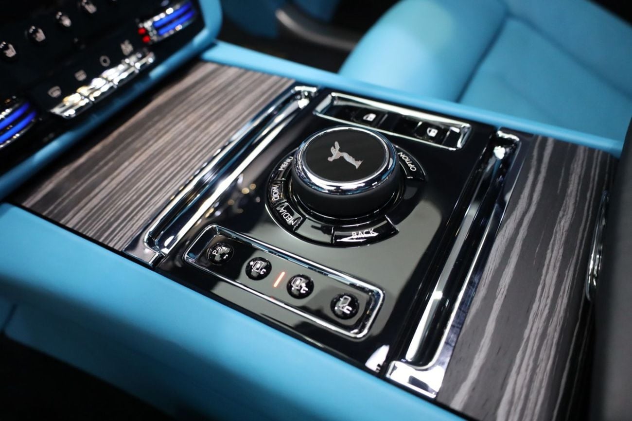Rolls Royce Ghost STANDARD Rear Screens, Bespoke Audio, Illuminated Fascia, Dealer Warr + Serv!!