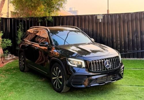 Mercedes Benz GLB250 4MATIC