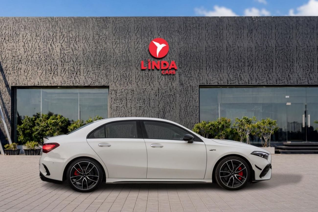 Mercedes Benz A35 AMG 4MATIC Mercedes-Benz A35 AMG 2025 GCC | Agency Warranty | Service Contract