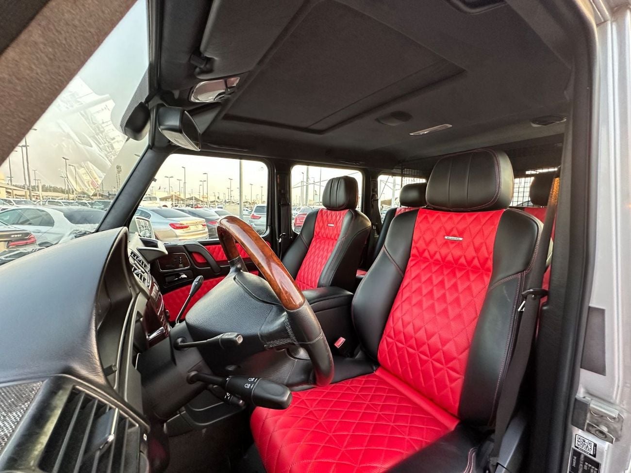 Mercedes Benz G500 STANDARD