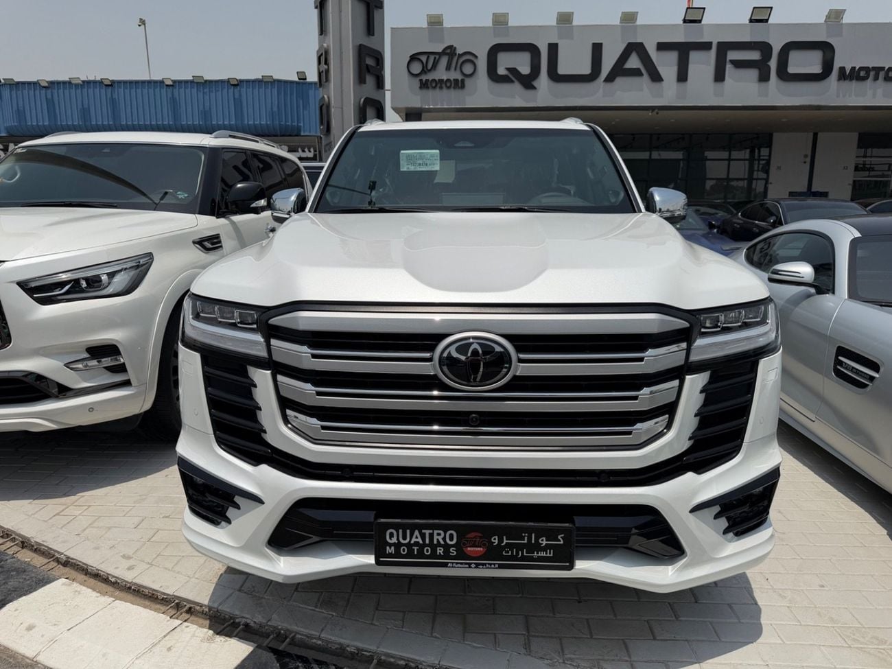 تويوتا لاند كروزر VXR