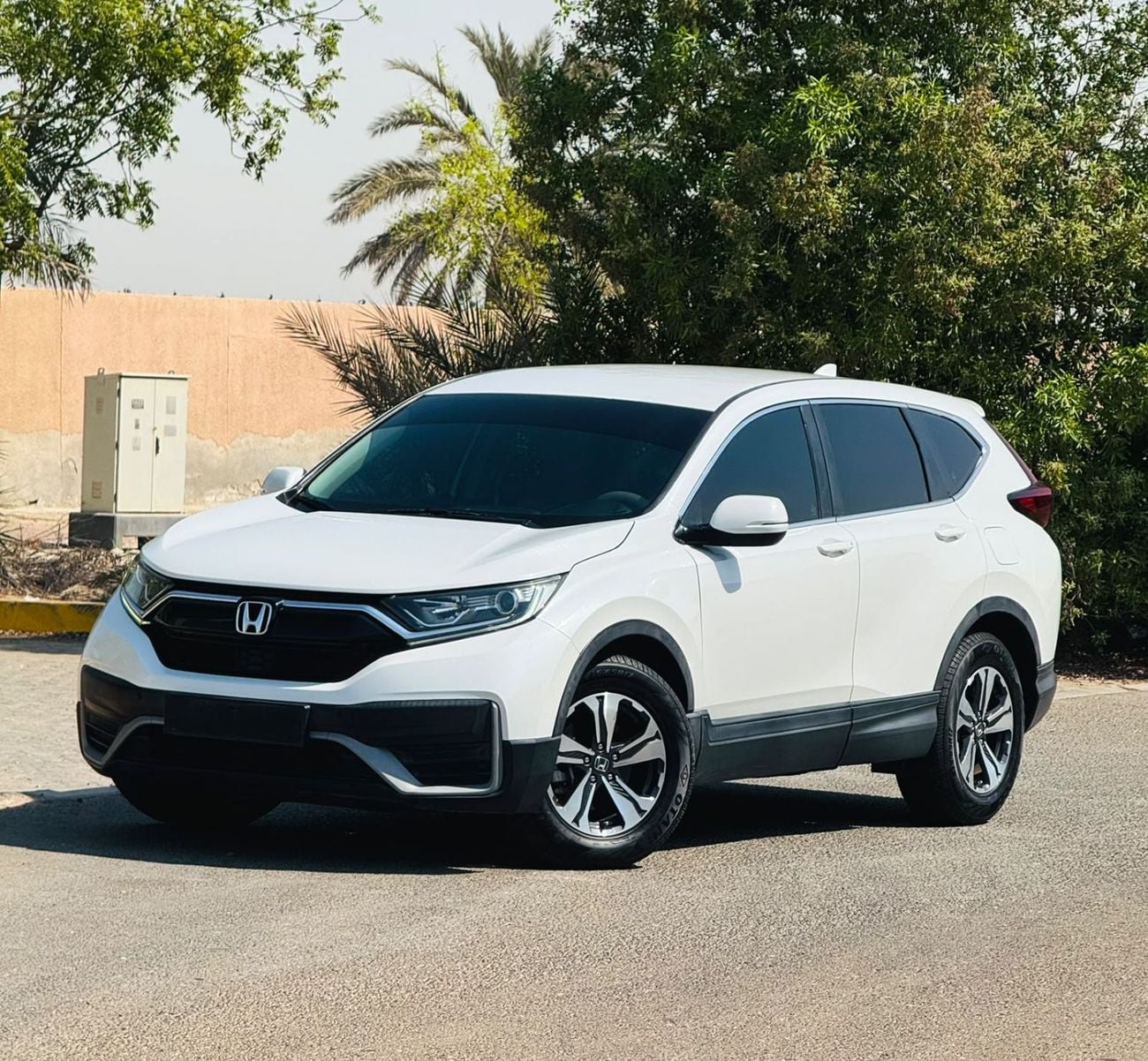 Honda CR-V DX 999-Monthly l GCC I Agency Maintain l Accident Free