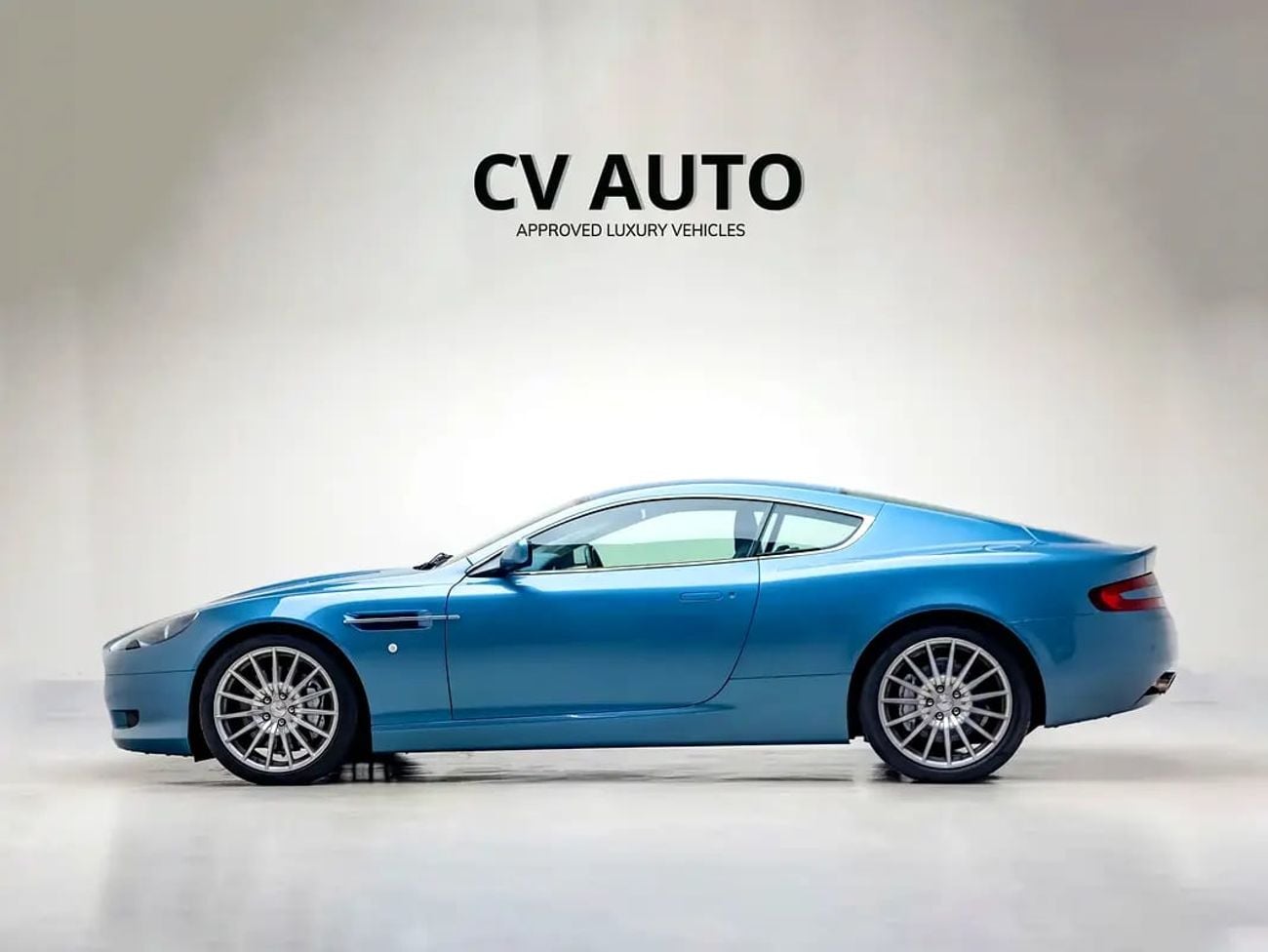 Aston Martin DB9 STANDARD GCC Spec | Pristine Condition
