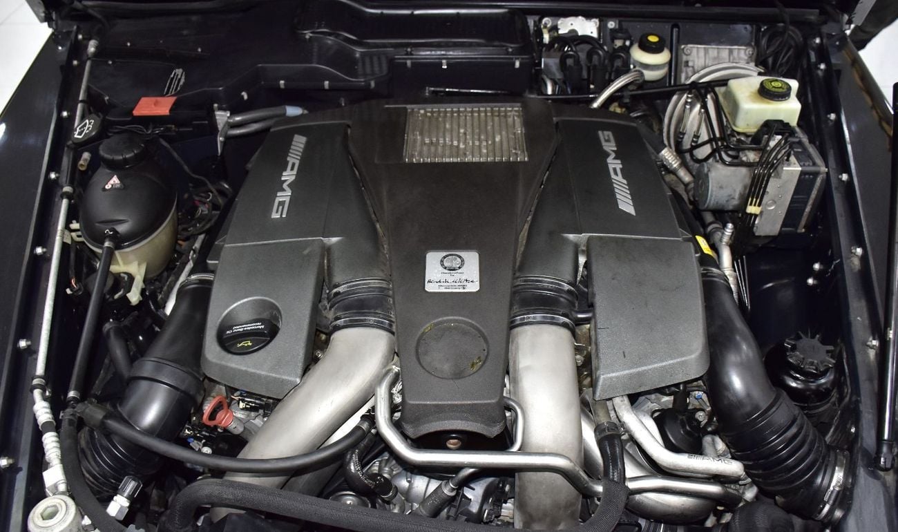 Mercedes Benz G63 AMG STANDARD EXCELLENT DEAL for our Mercedes Benz G63 AMG ( 2015 Model ) in Black Color GCC Specs