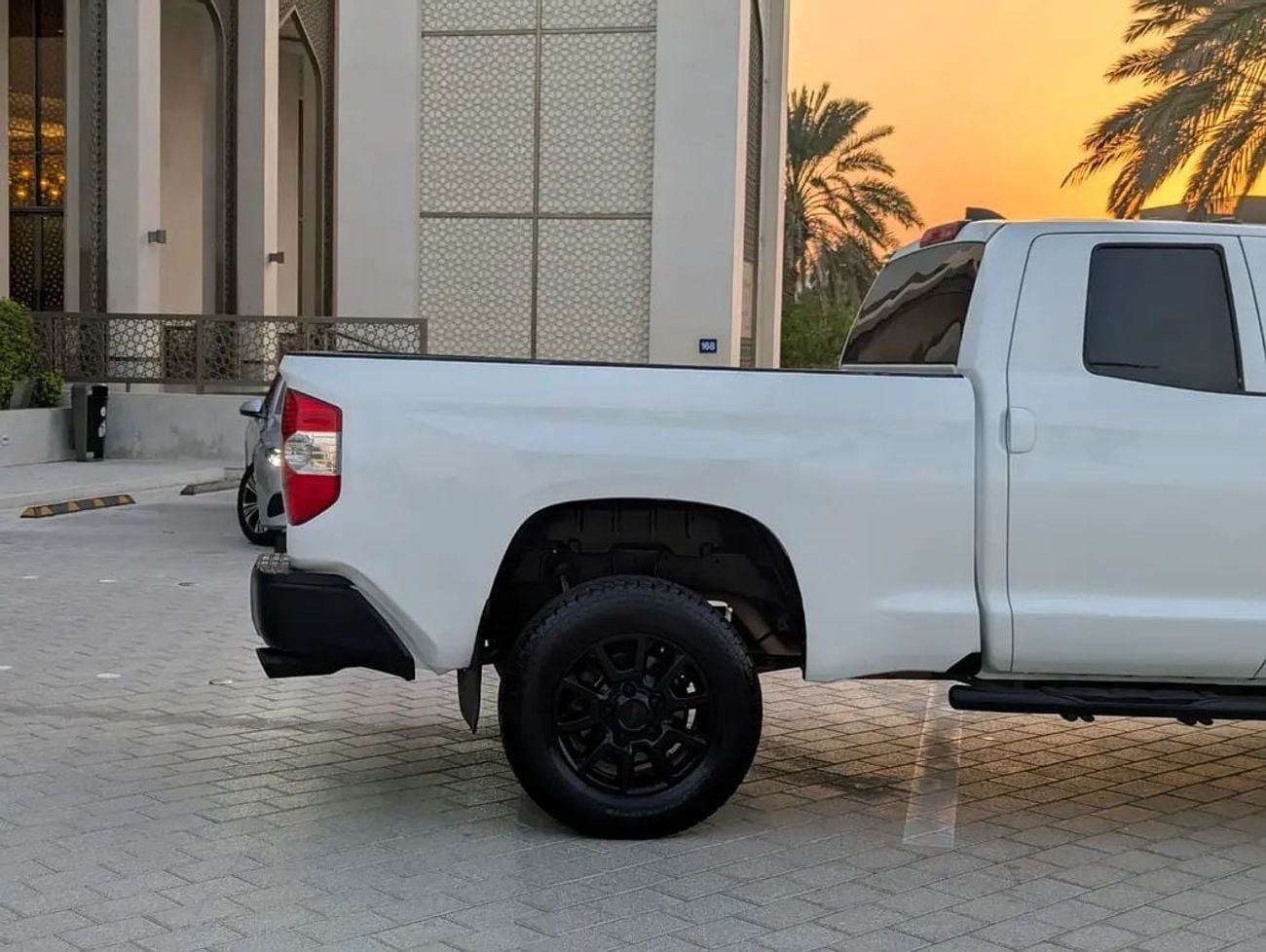 Toyota Tundra STANDARD Double Cab SR GCC Specs 5.7L V8 Interior and Exterior Excellent Condition