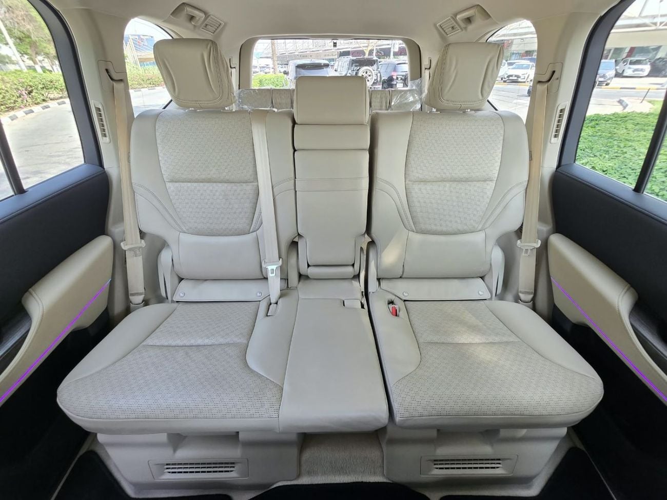 Toyota Land Cruiser VXR LUXURY 2022 GCC AL FUTTAIM SINGLE OWNER IN MINT CONDITION