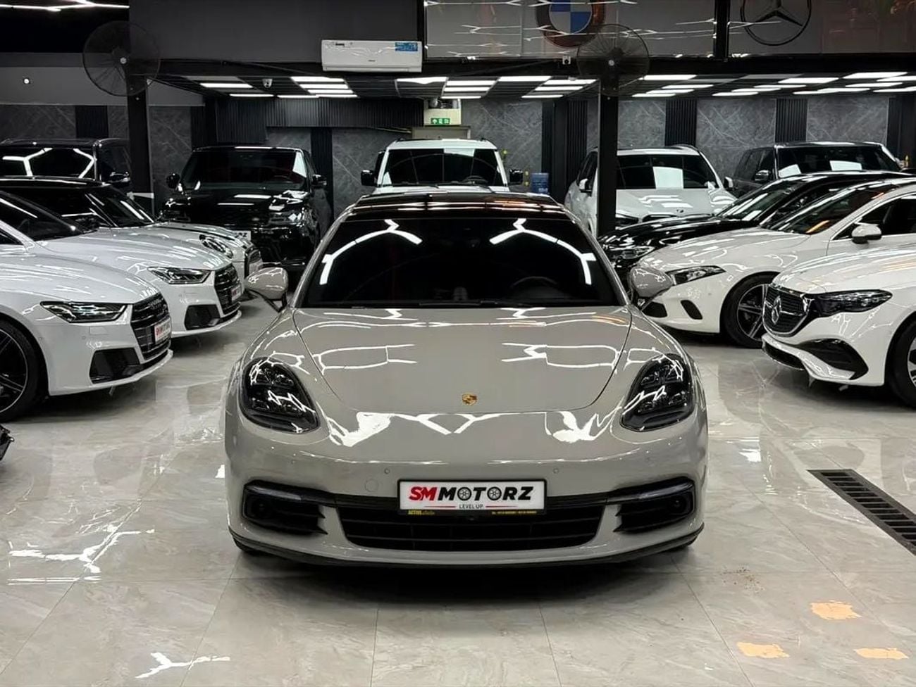 Porsche Panamera 4S