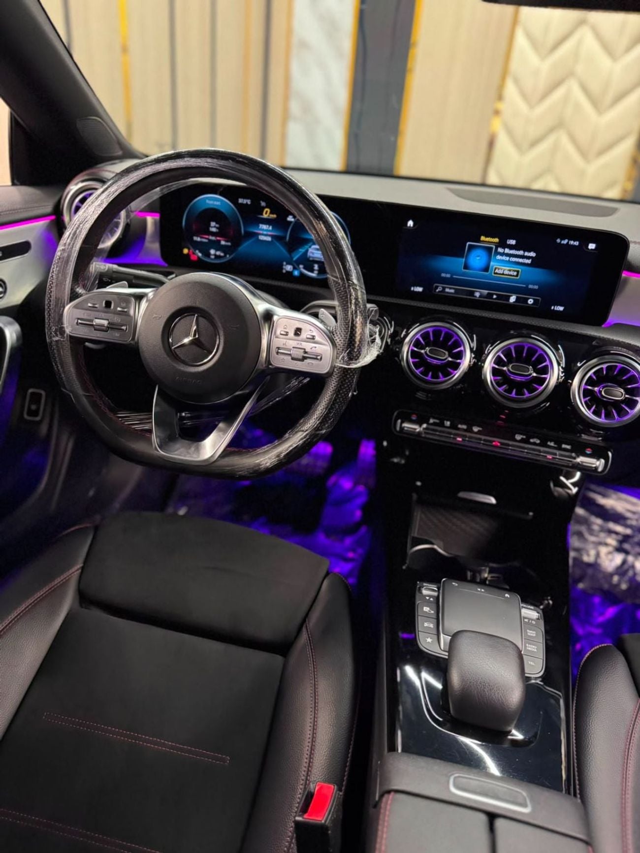 Mercedes Benz CLA250 PREMIUM
