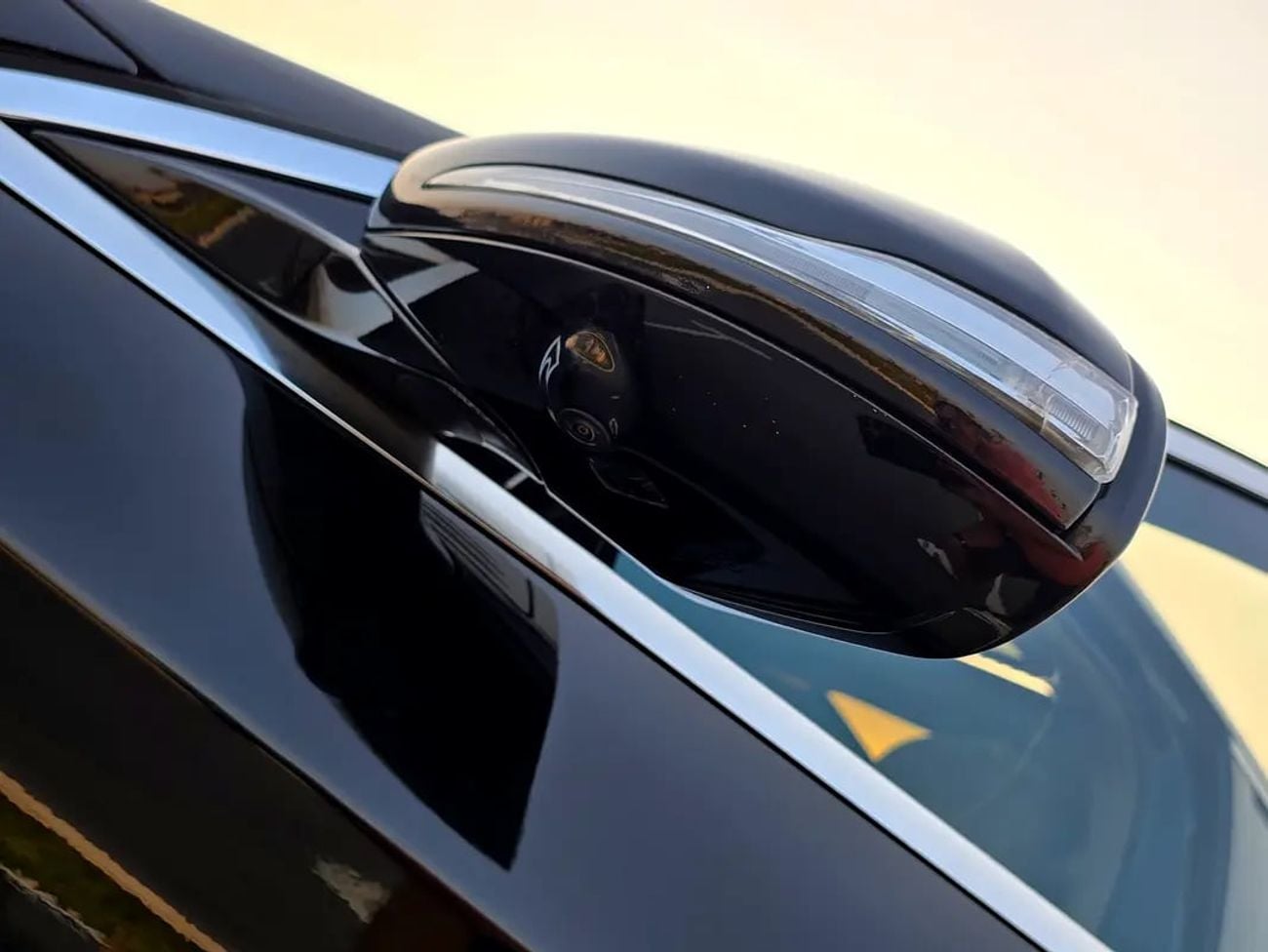 Mercedes Benz S560 S 560 - American Specs