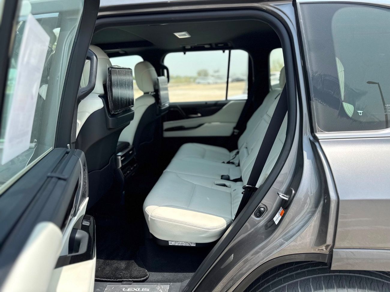 لكزس LX 700h SIGNATURE AUTOPARK 26/25