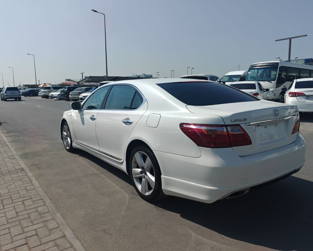 Lexus LS460 PLATINUM LWB 4ST