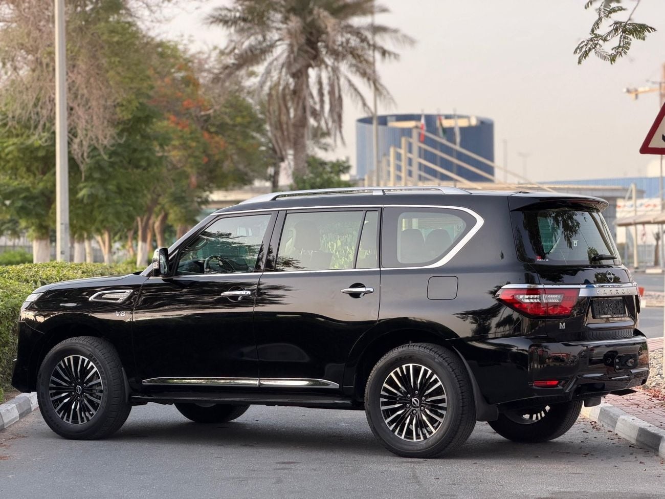 Nissan Patrol LE PLATINUM CITY