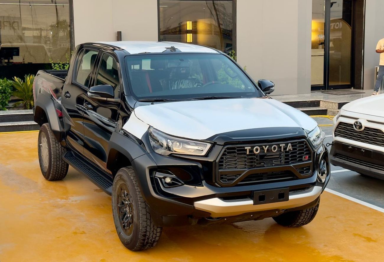 تويوتا هيلوكس TOYOTA HILUX
