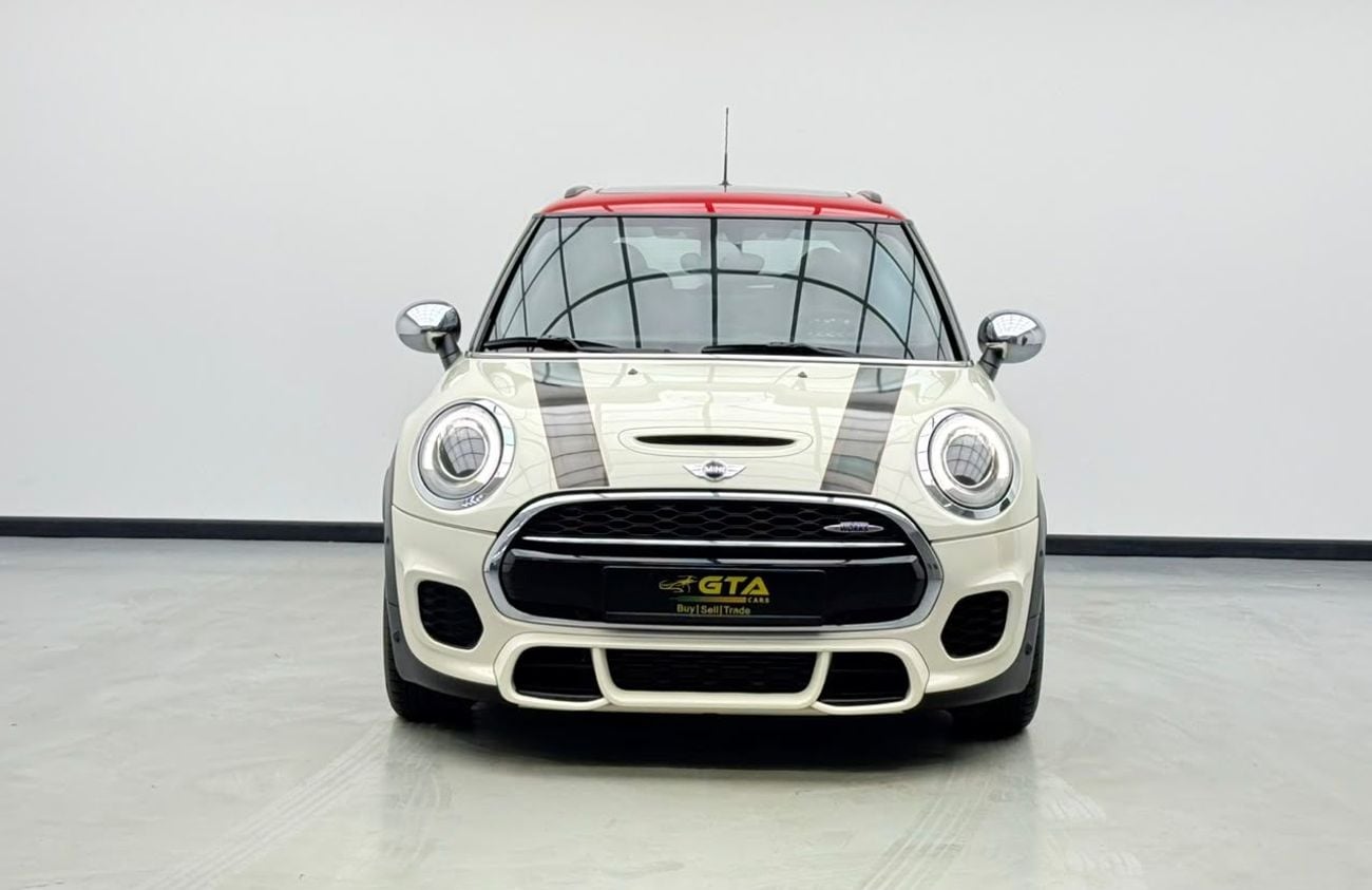 Mini John Cooper Works STANDARD 2018 Mini Cooper John Cooper Works, Service History, Fully Loaded, Excellent Condition, GCC
