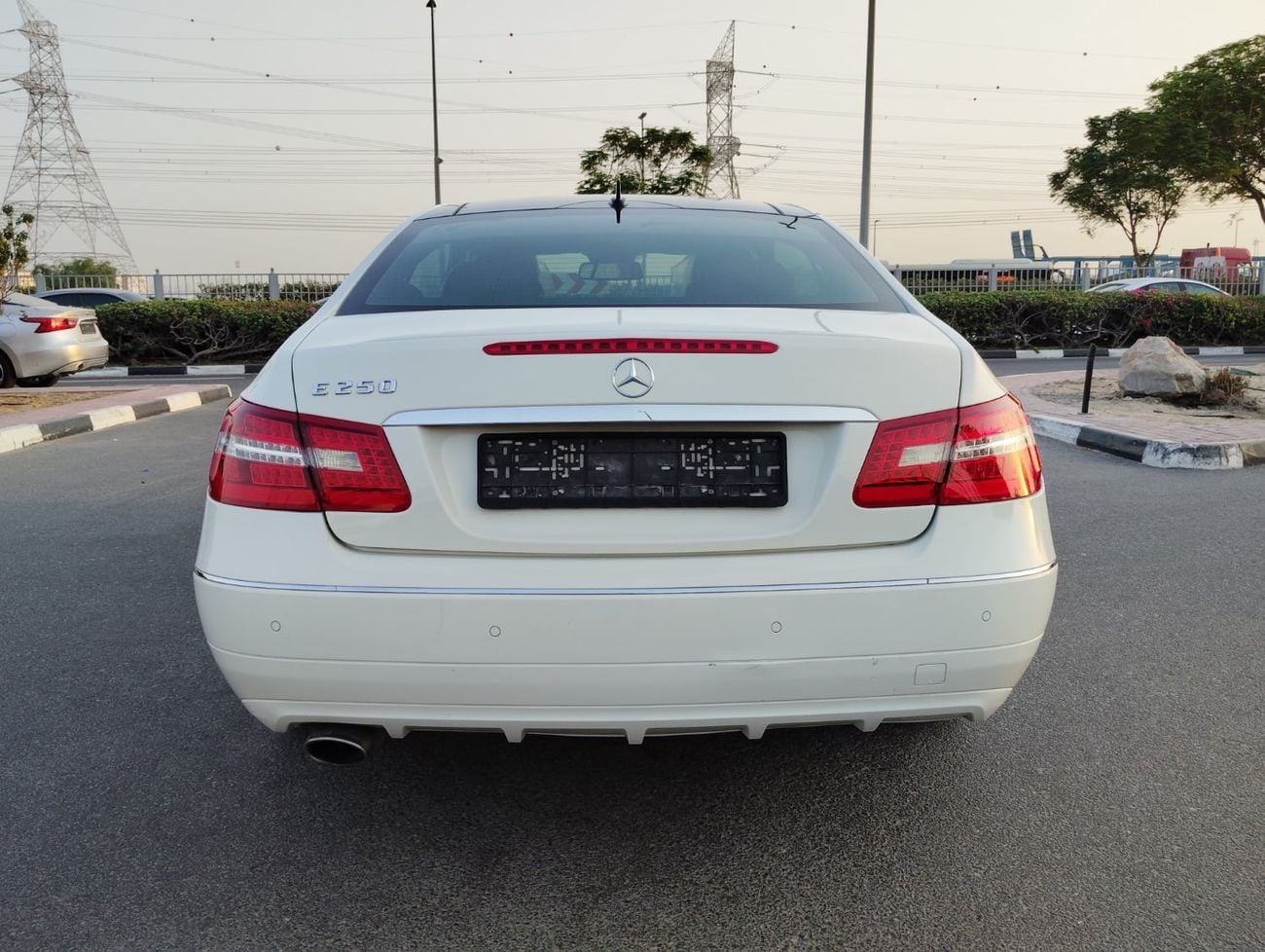 Mercedes Benz E250 STANDARD
