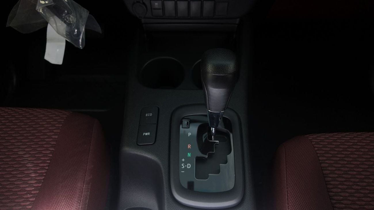 تويوتا هيلوكس SR5 تويوتا هايلكس SR5 DC 4WD A/T 2026