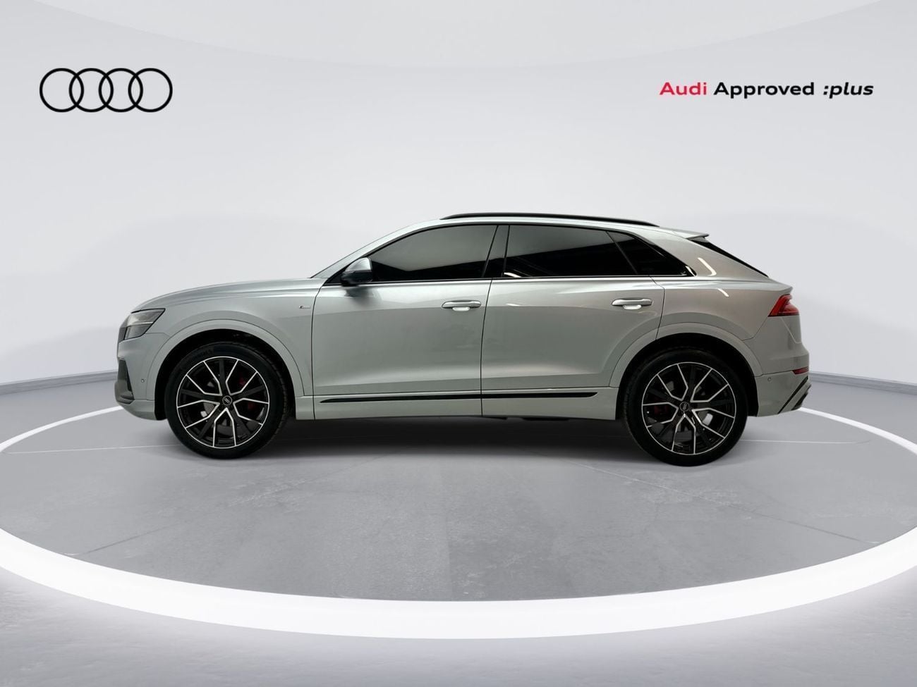 أودي Q8 55 TFSI quattro 340hp (Ref# 01416)