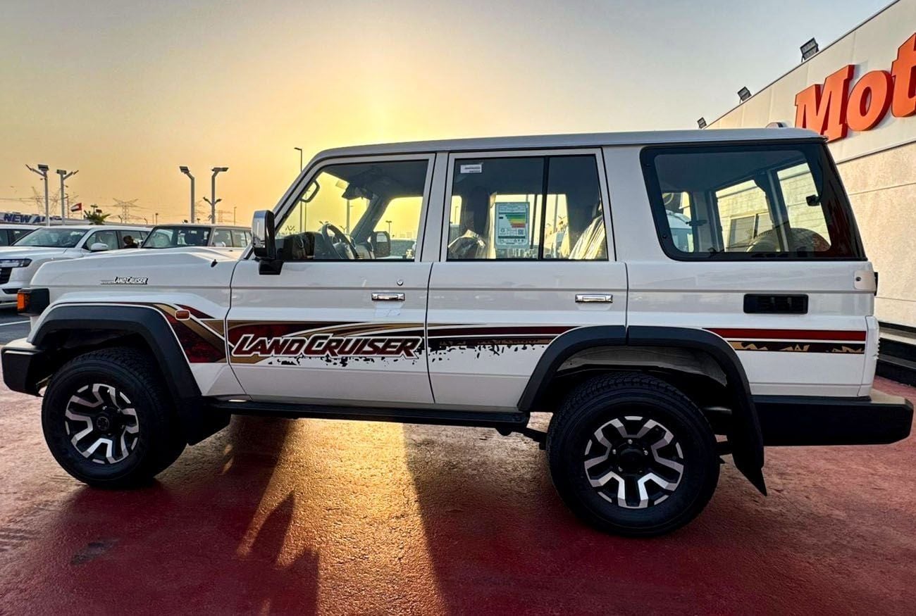 Toyota Land Cruiser 70 LC76 LX