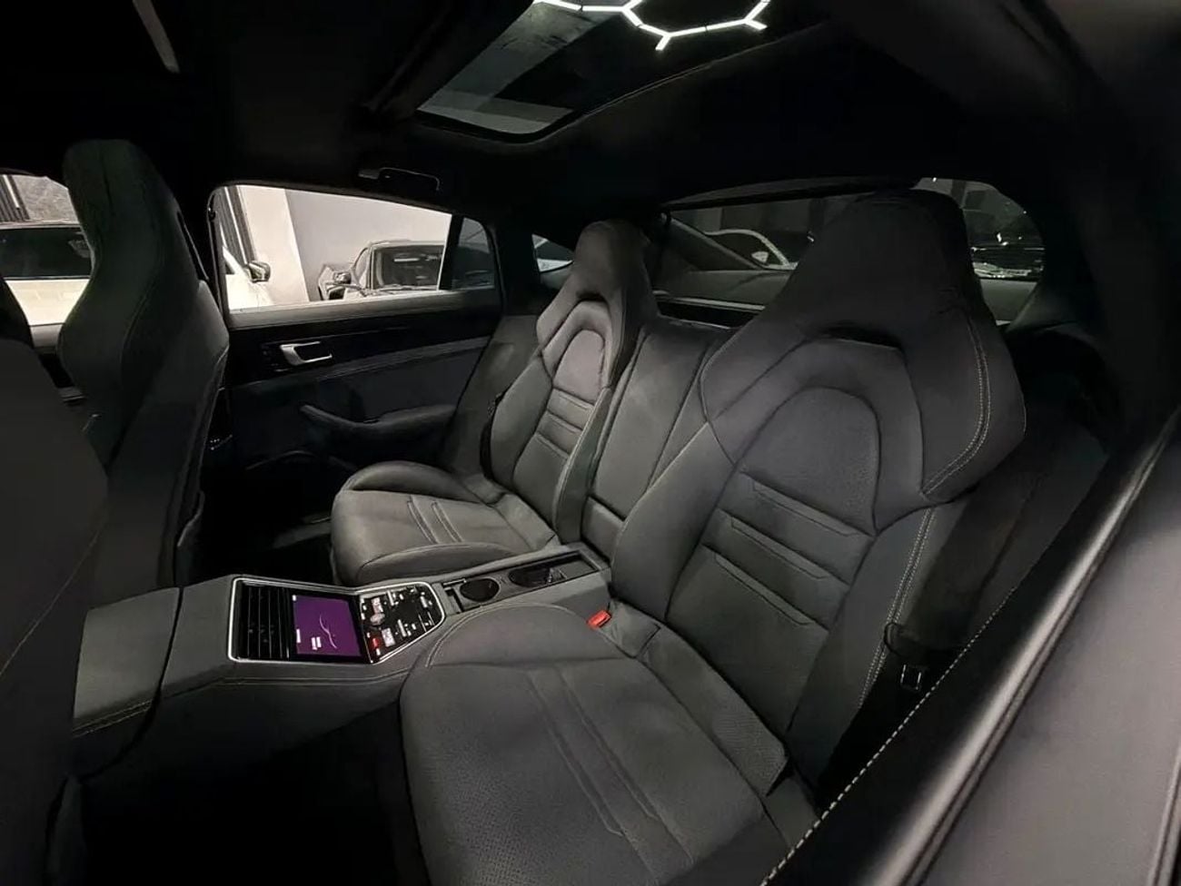 Porsche Panamera 4S