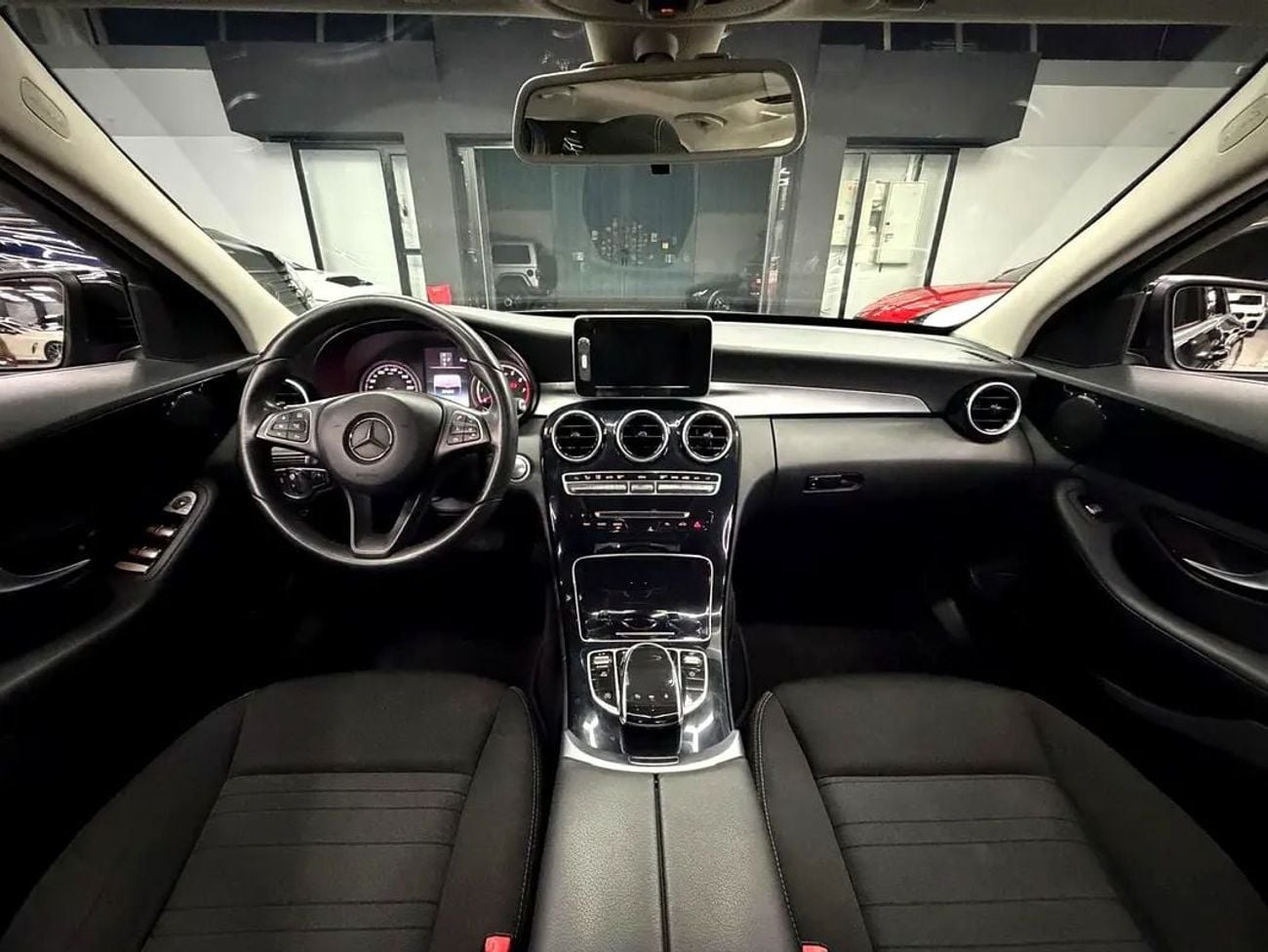 مرسيدس بنز C 200 أفانتجاردي