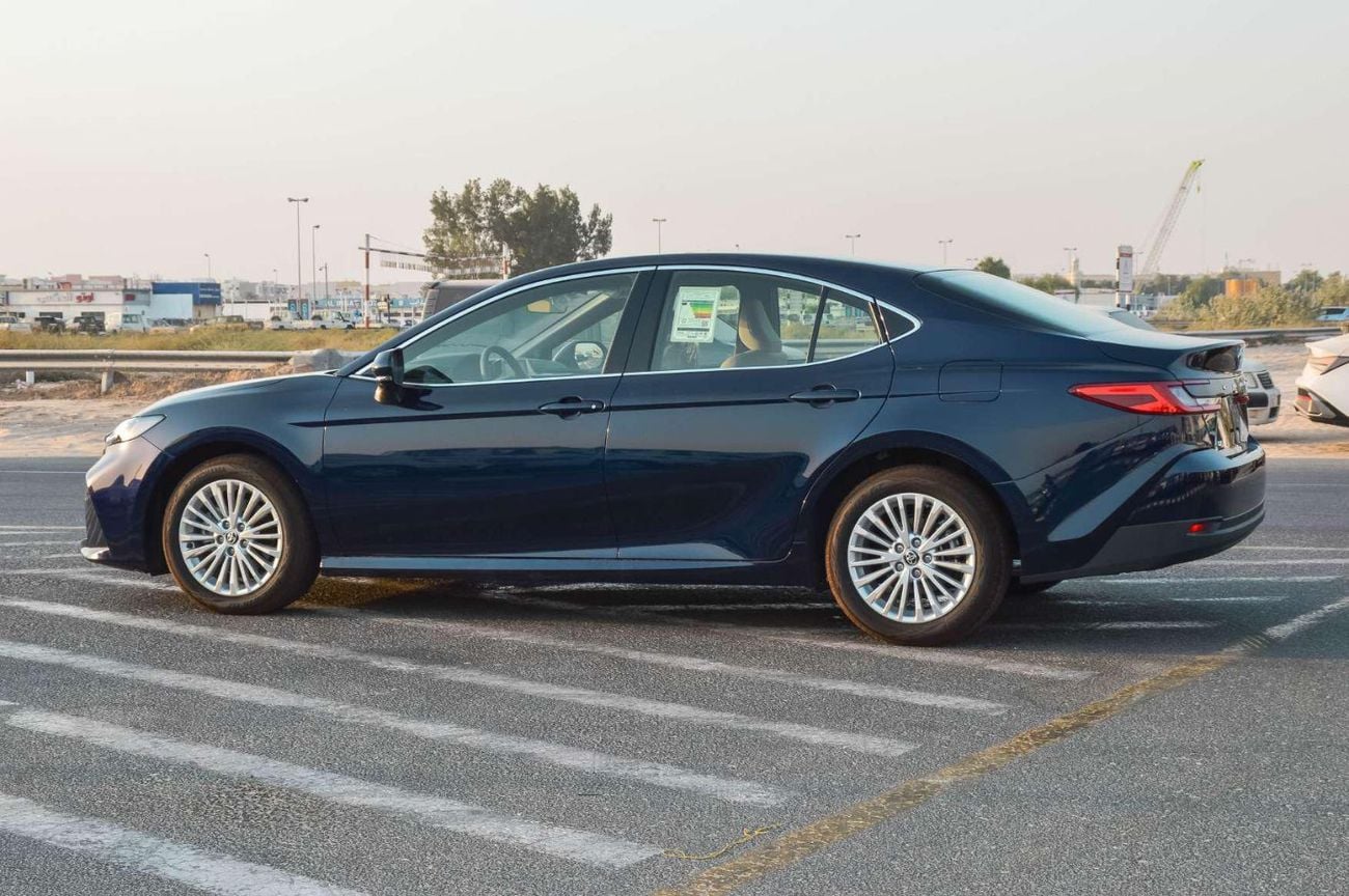 Toyota Camry LE 2.5L FWD SEDAN 2026