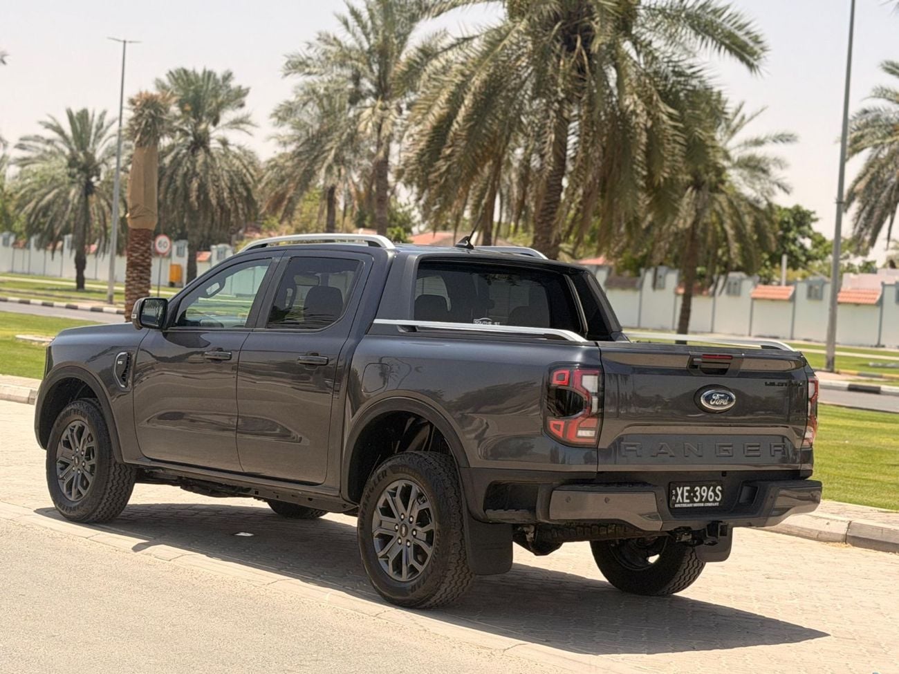 فورد رانجر 3.0L V6 Turbo Diesel Engine 4WD Automatic Gear 360° Camera 5 Seats 4 Doors