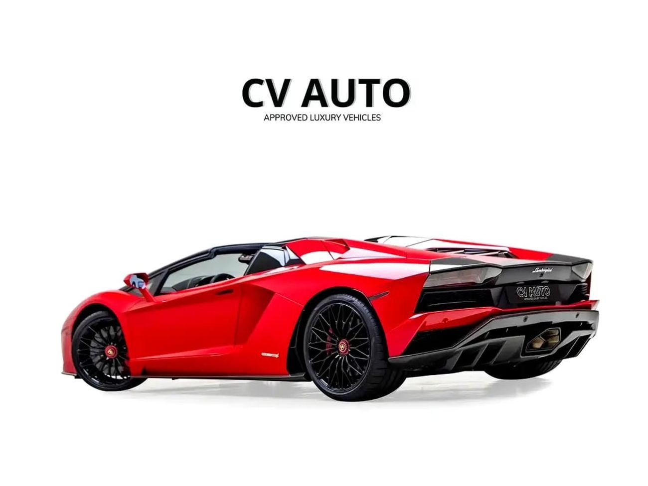 Lamborghini Aventador Roadster Roadster | GCC Spec