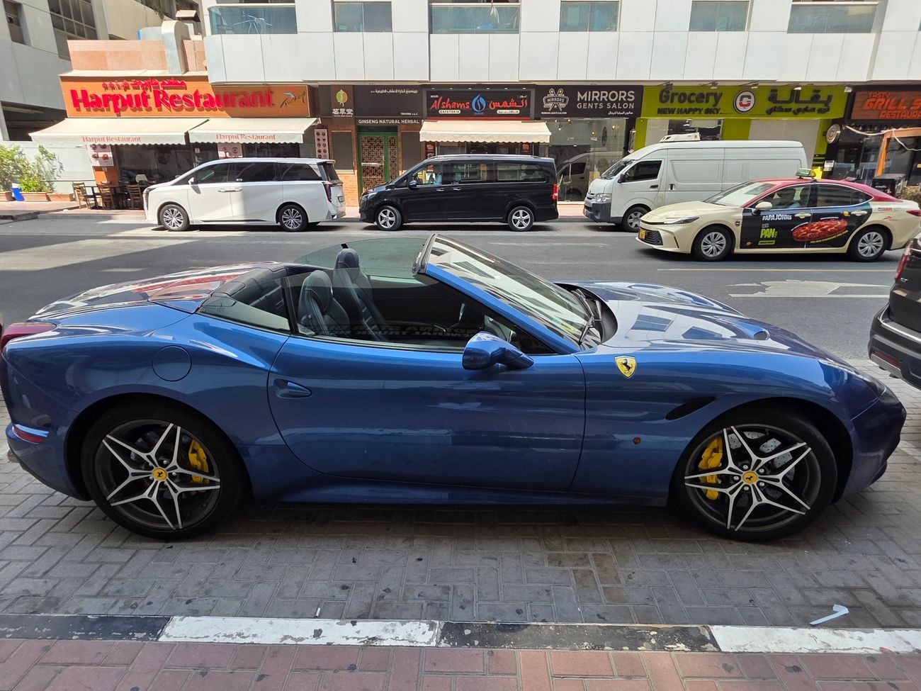 Ferrari California T