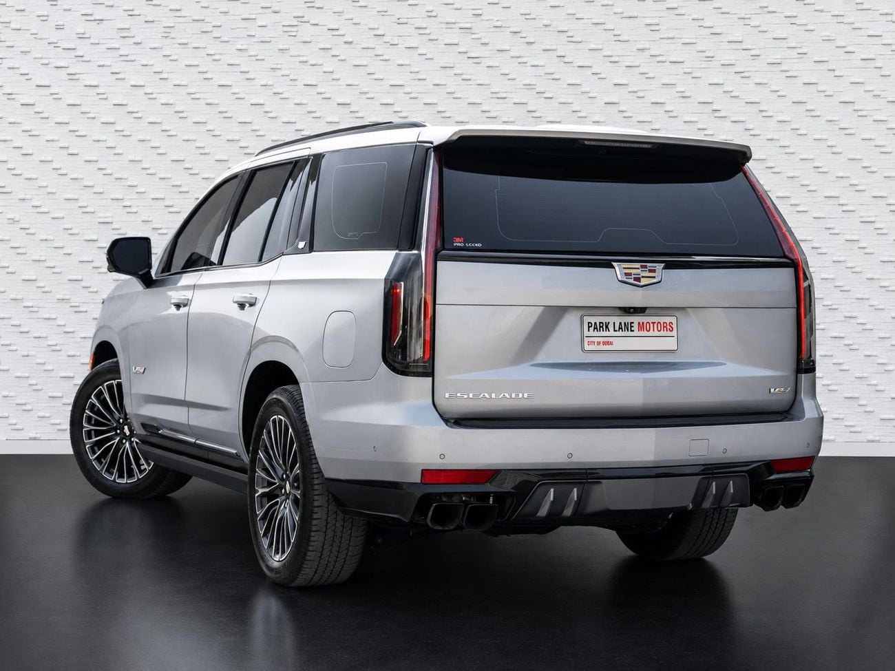 كاديلاك إسكالاد V SERIES Cadillac Escalade 2023 مواصفات خليجية