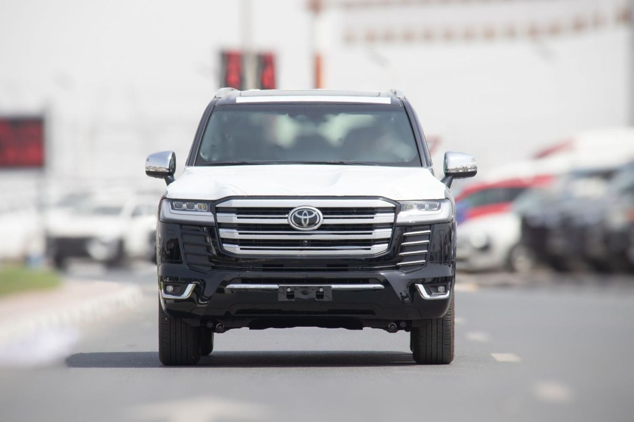 Toyota Land Cruiser VX 4.0L 2026 with memory seats
